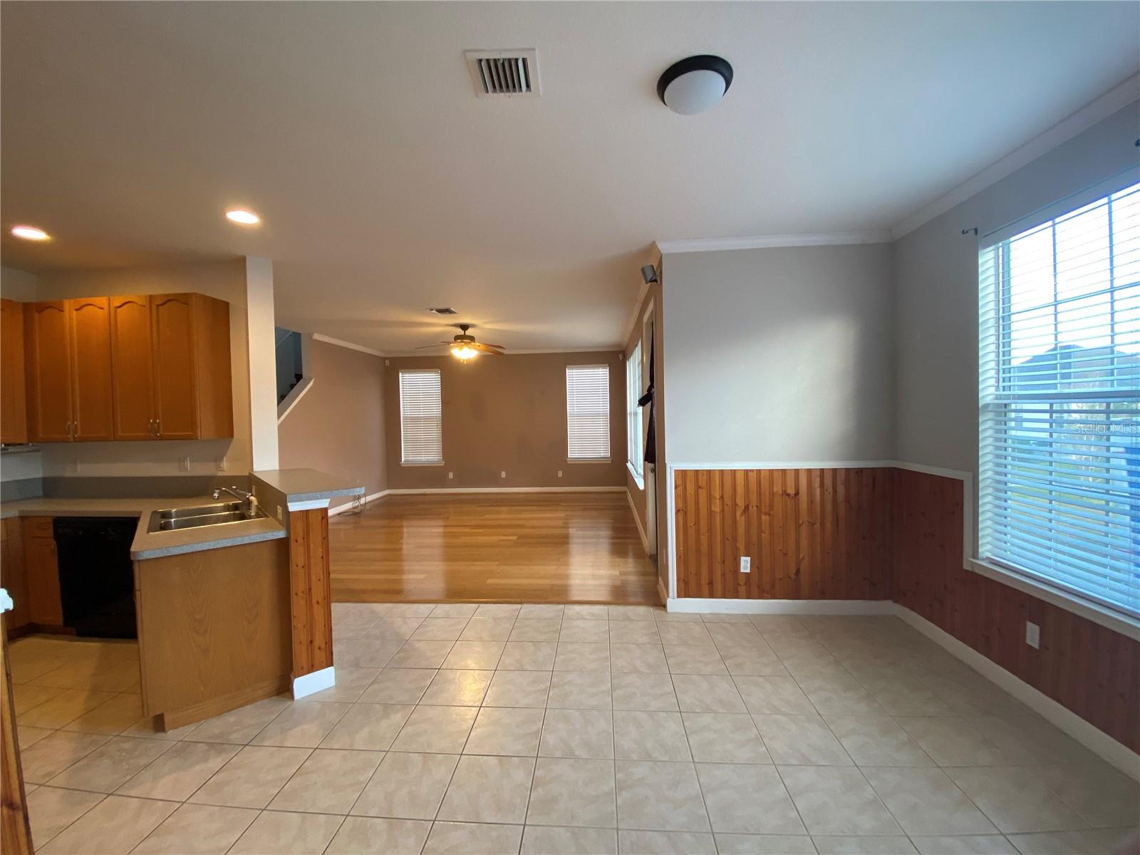 Image 11 of 16 For 2549 Twain Drive