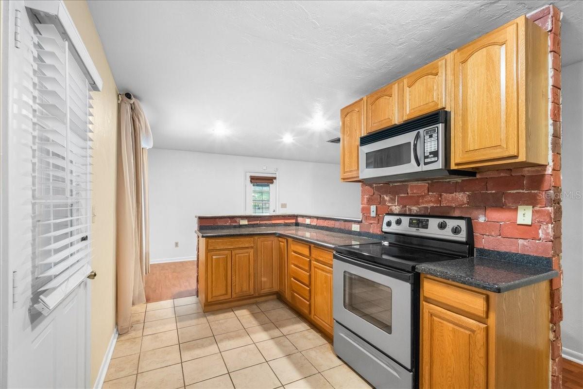 Image 13 of 29 For 6205 26th Terrace