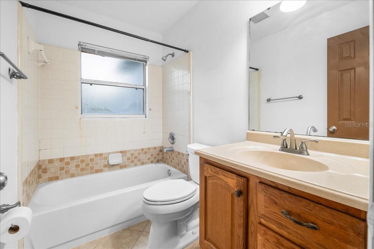 Image 21 of 29 For 6205 26th Terrace