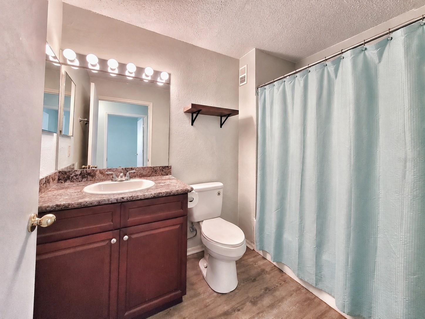 Image 22 of 34 For 3705 27th Street 316