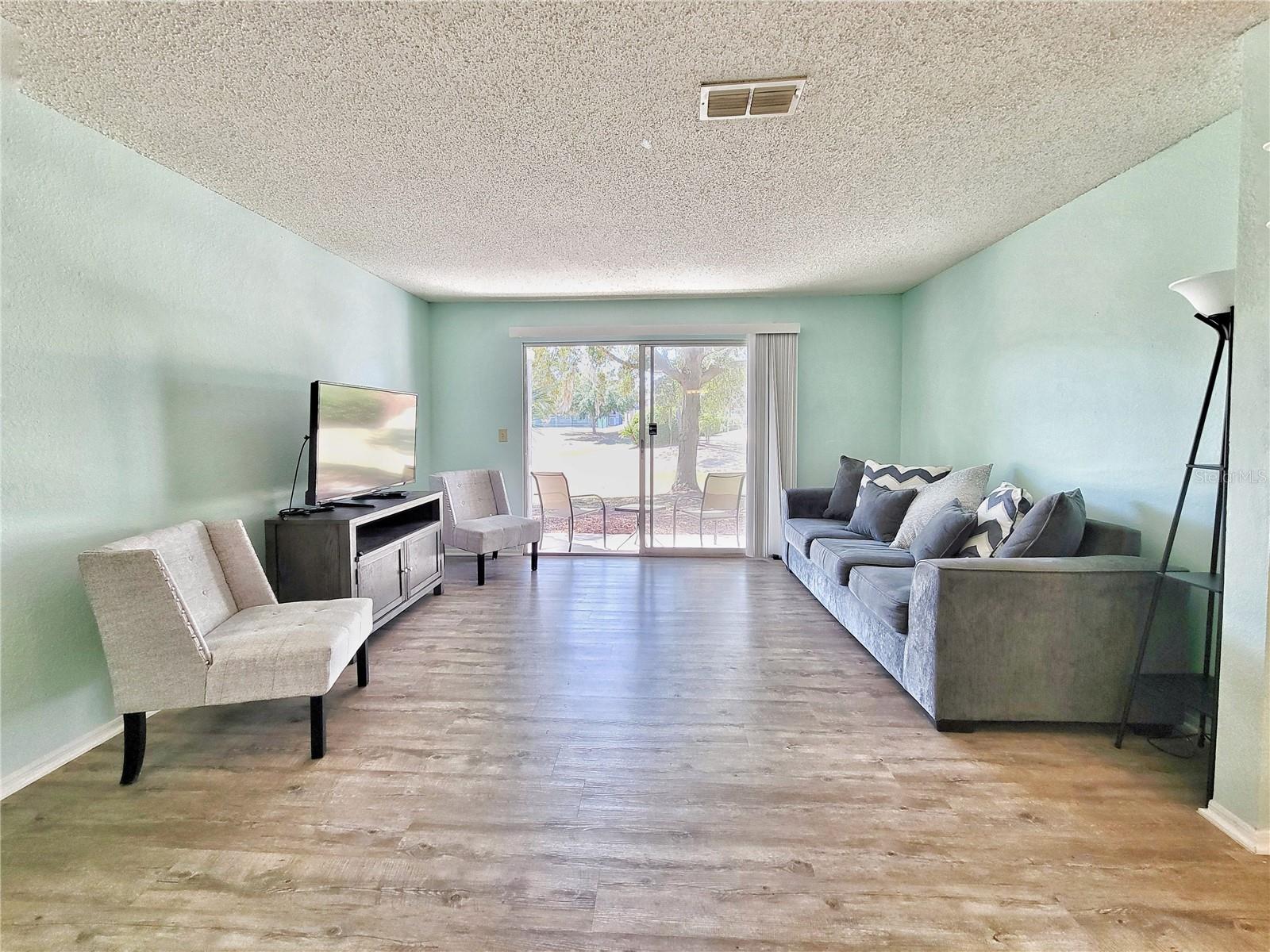 Image 5 of 34 For 3705 27th Street 316