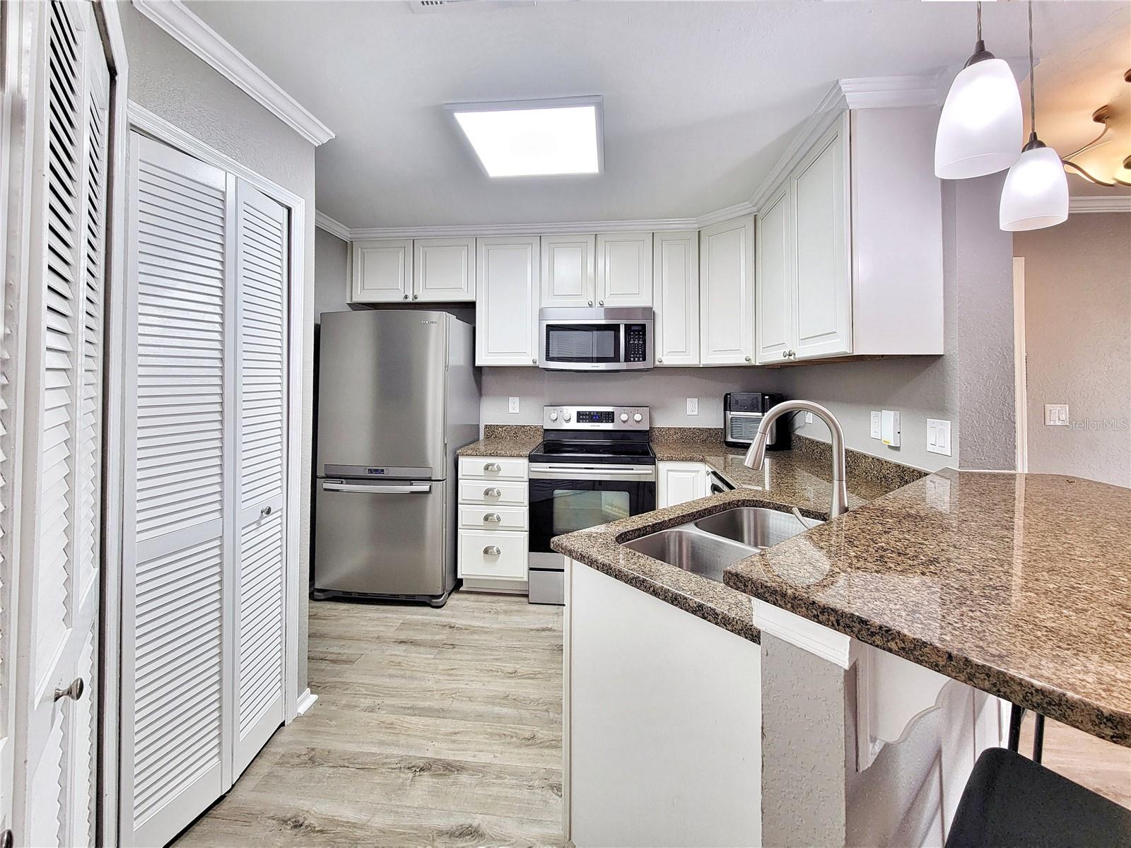 Image 8 of 22 For 3705 27th Street 824
