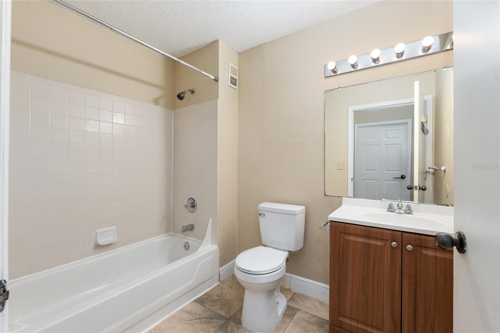 Image 33 of 44 For 3705 27th Street 214