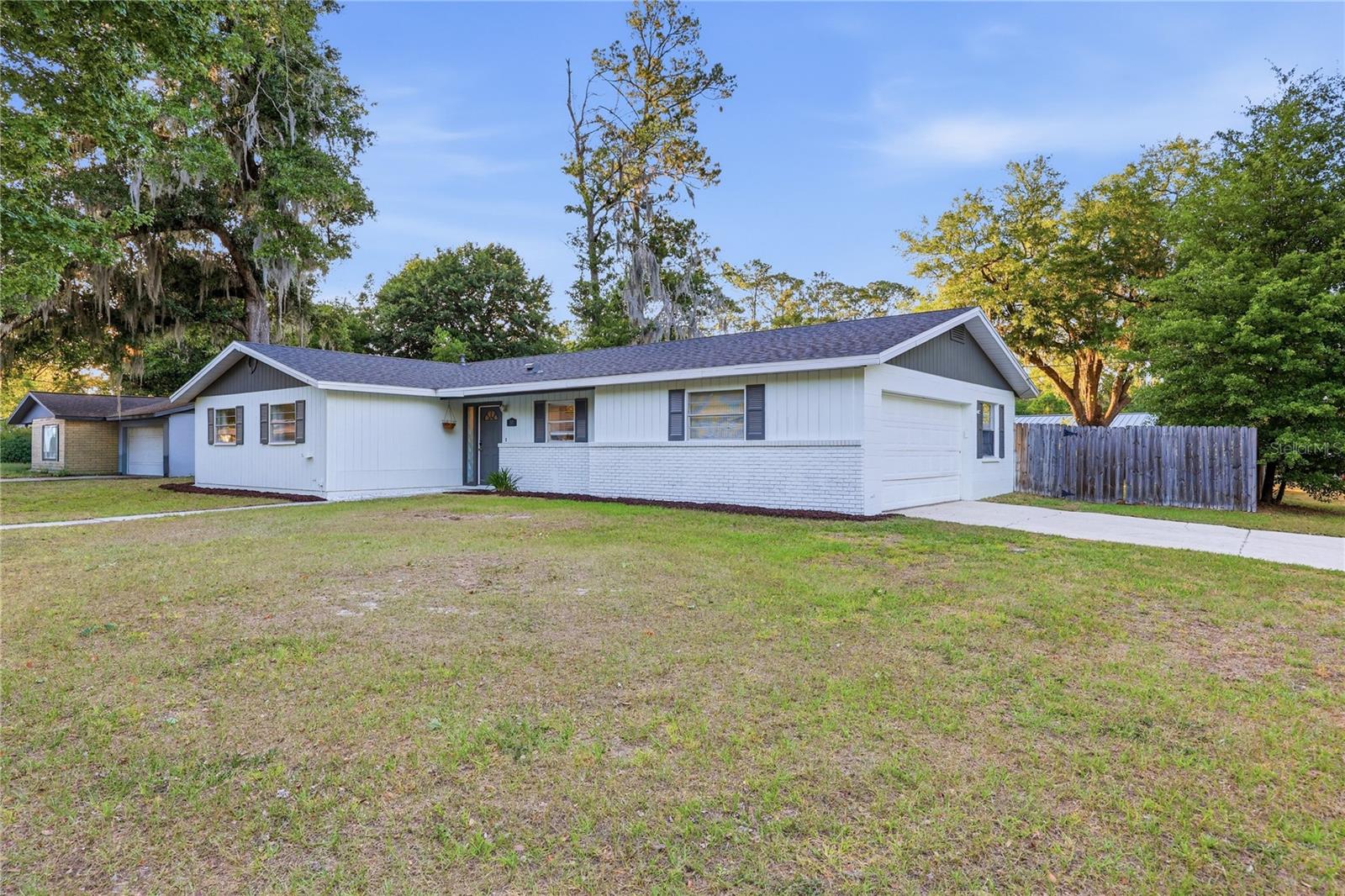 Image 4 of 30 For 3126 46th Place