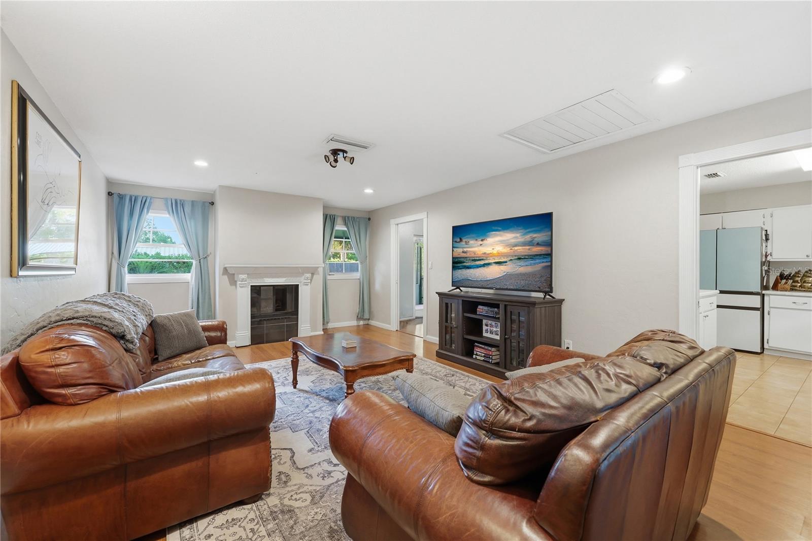 Image 7 of 30 For 3126 46th Place