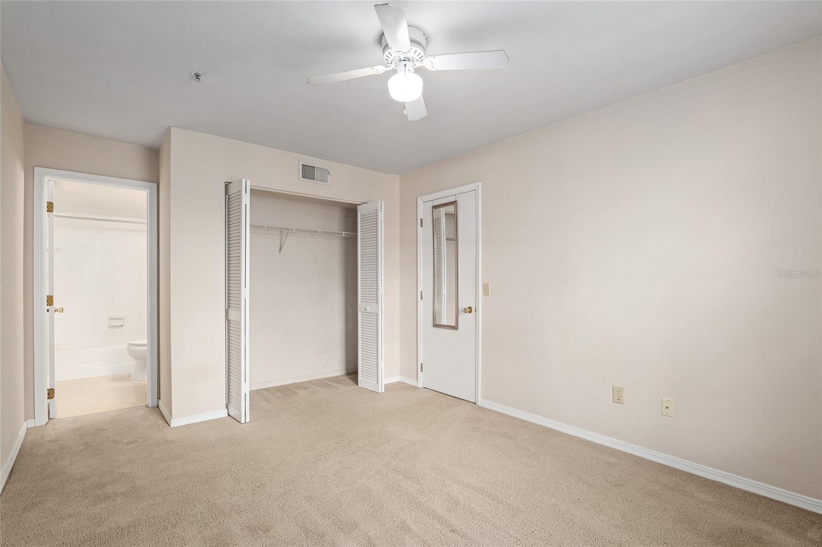 Image 22 of 33 For 2360 Archer Road 607