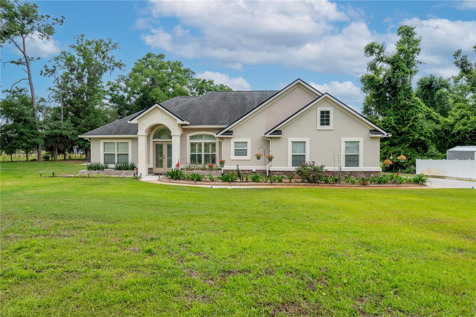 Details for 376 Fieldstone Court, LAKE CITY, FL 32024