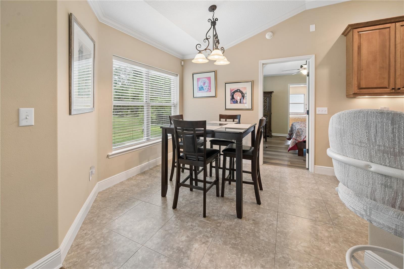 Image 23 of 51 For 376 Fieldstone Court