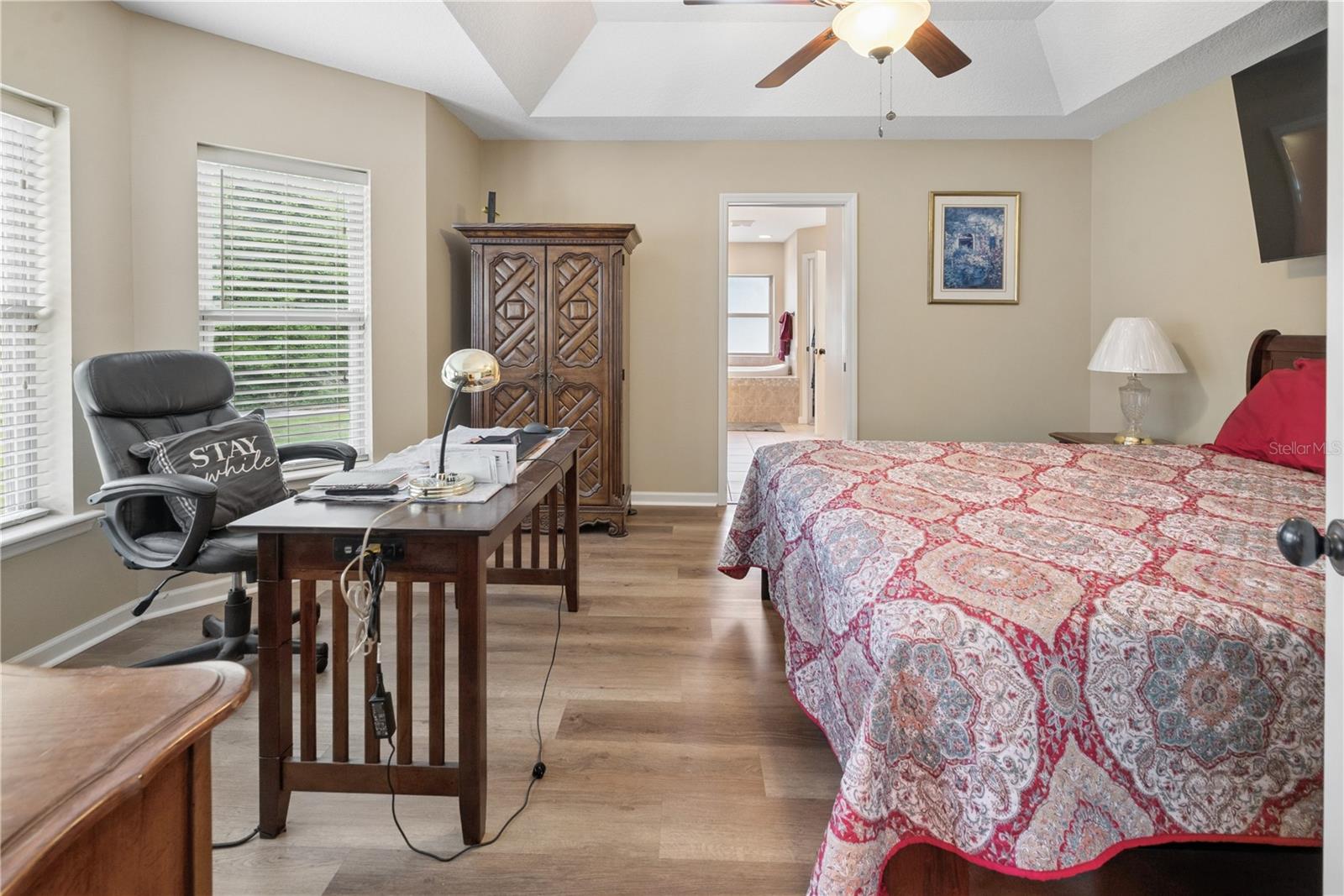 Image 35 of 51 For 376 Fieldstone Court