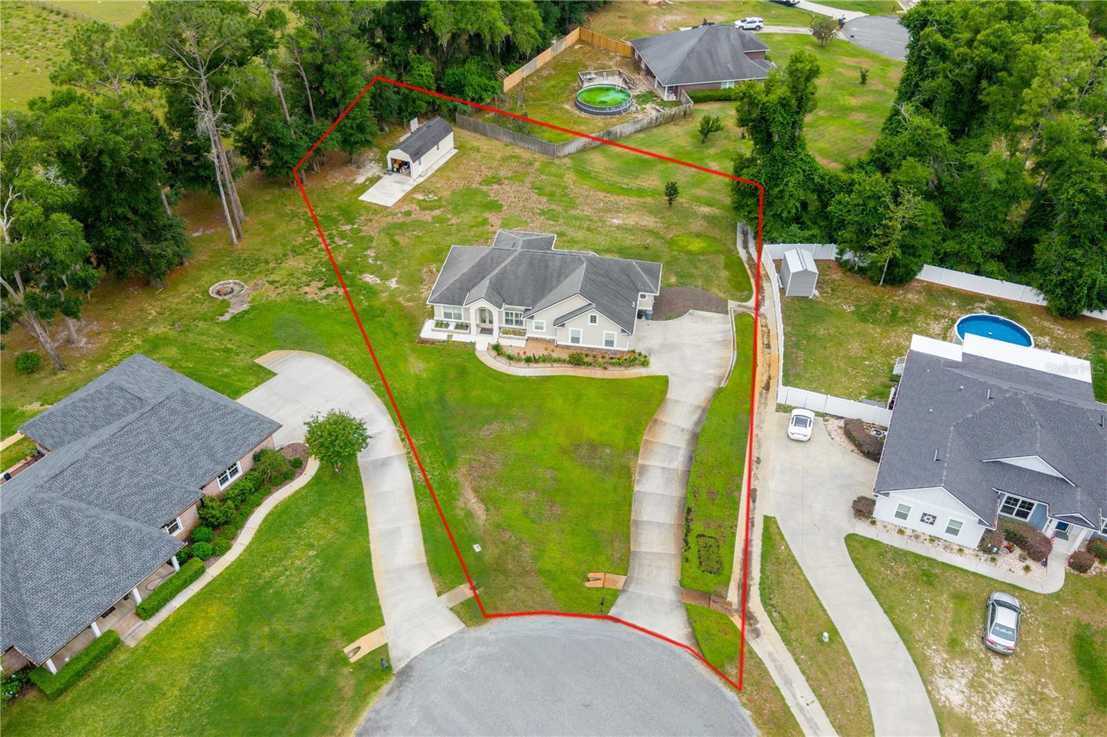 Image 4 of 51 For 376 Fieldstone Court