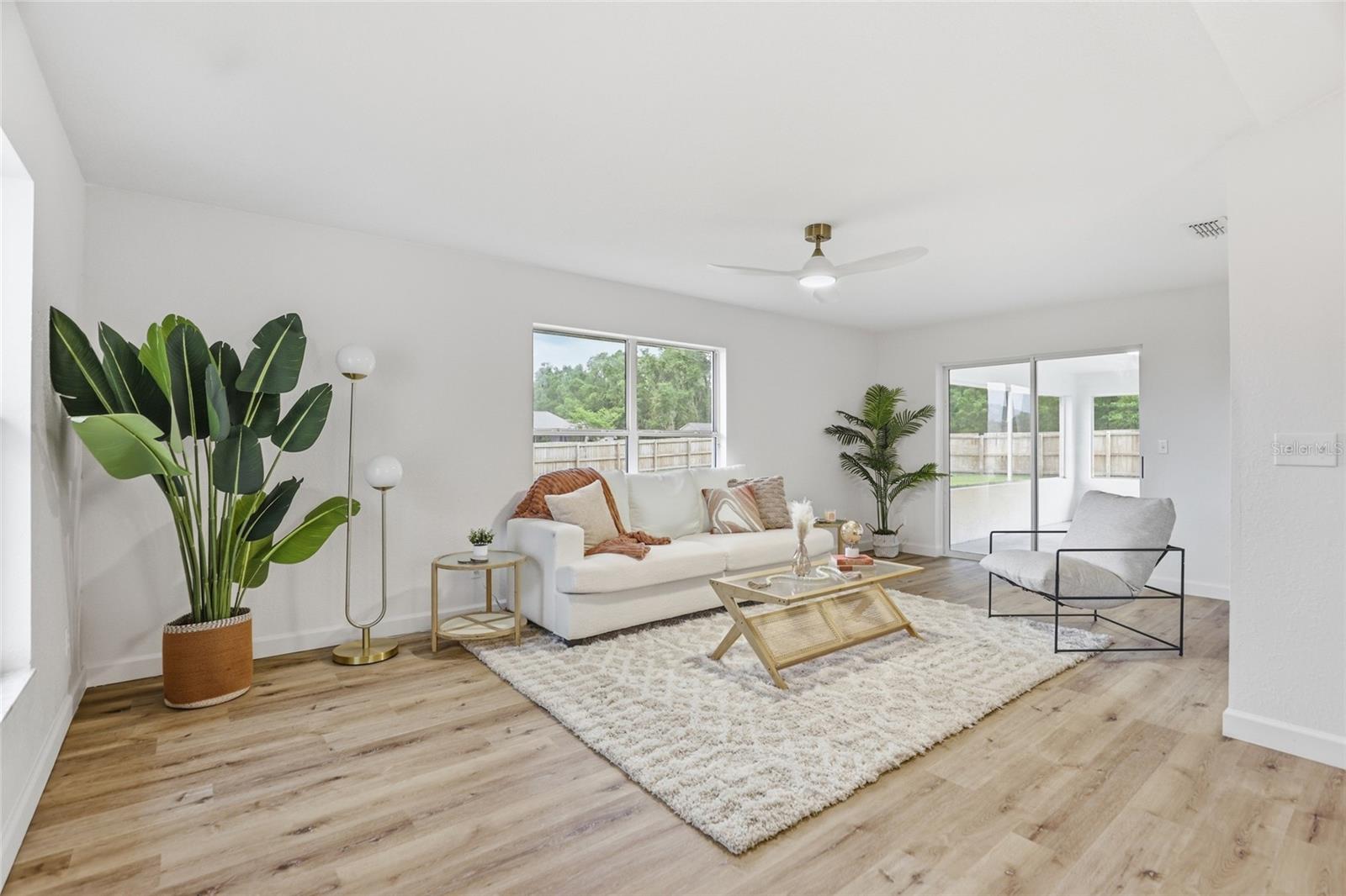 Image 17 of 44 For 15857 249th Terrace
