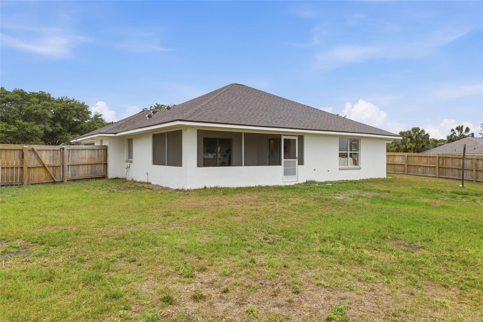 Image 31 of 44 For 15857 249th Terrace