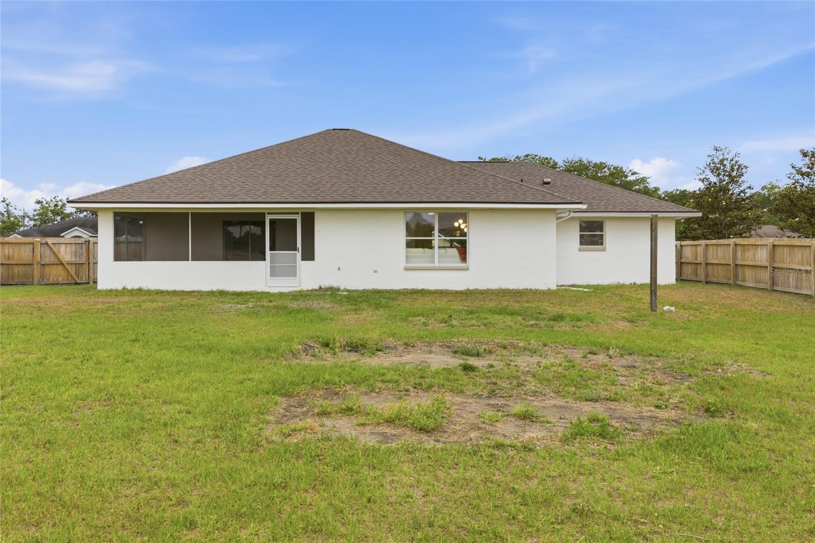 Image 32 of 44 For 15857 249th Terrace