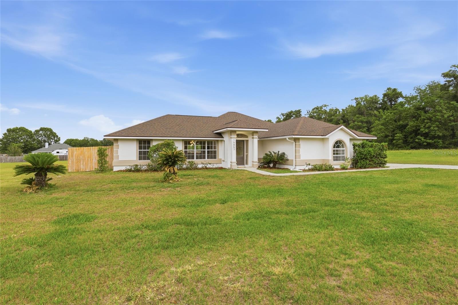 Image 36 of 44 For 15857 249th Terrace