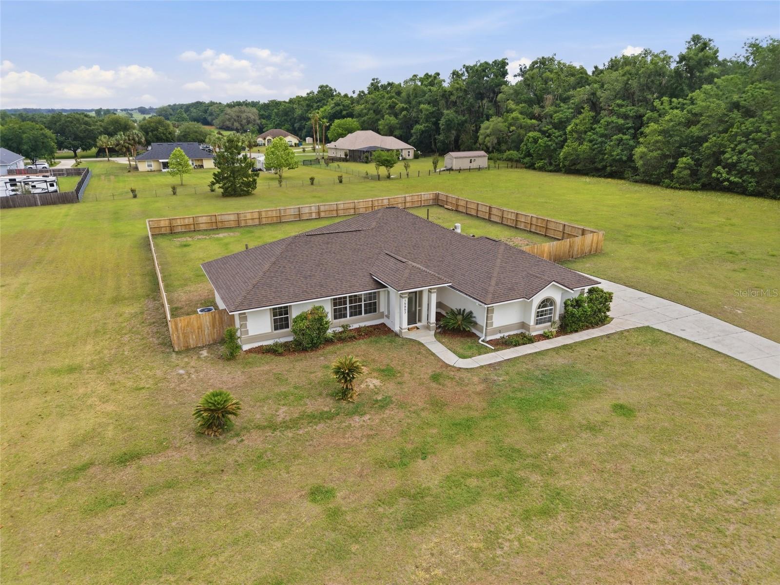 Image 38 of 44 For 15857 249th Terrace