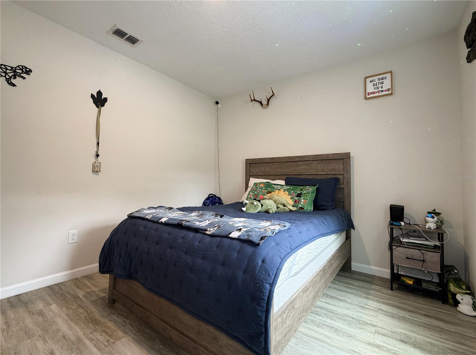 Image 33 of 47 For 8139 Vining Street