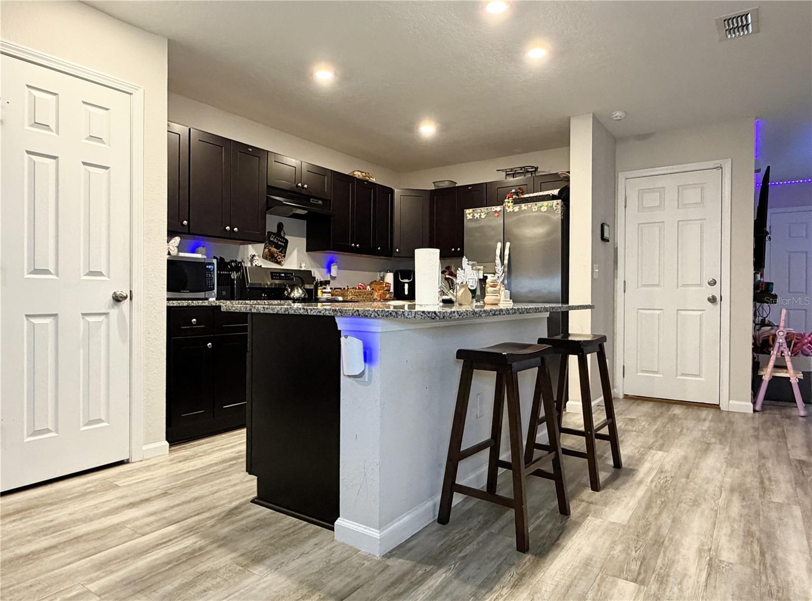 Image 6 of 47 For 8139 Vining Street