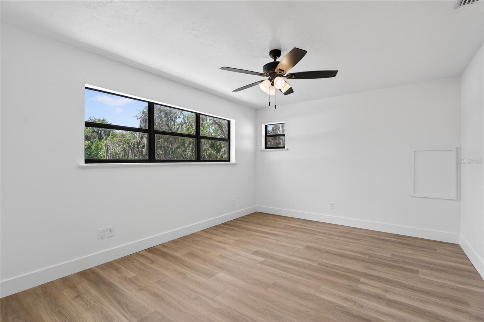 Image 39 of 63 For 2473 30th Street