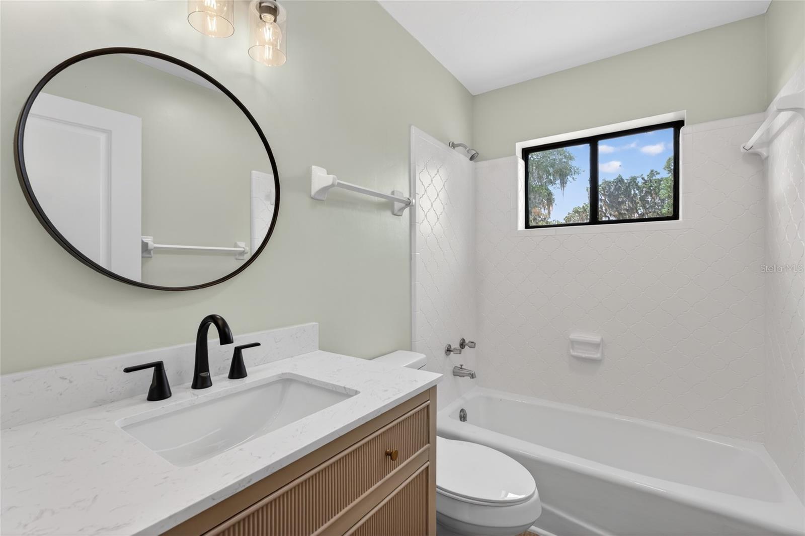 Image 41 of 63 For 2473 30th Street