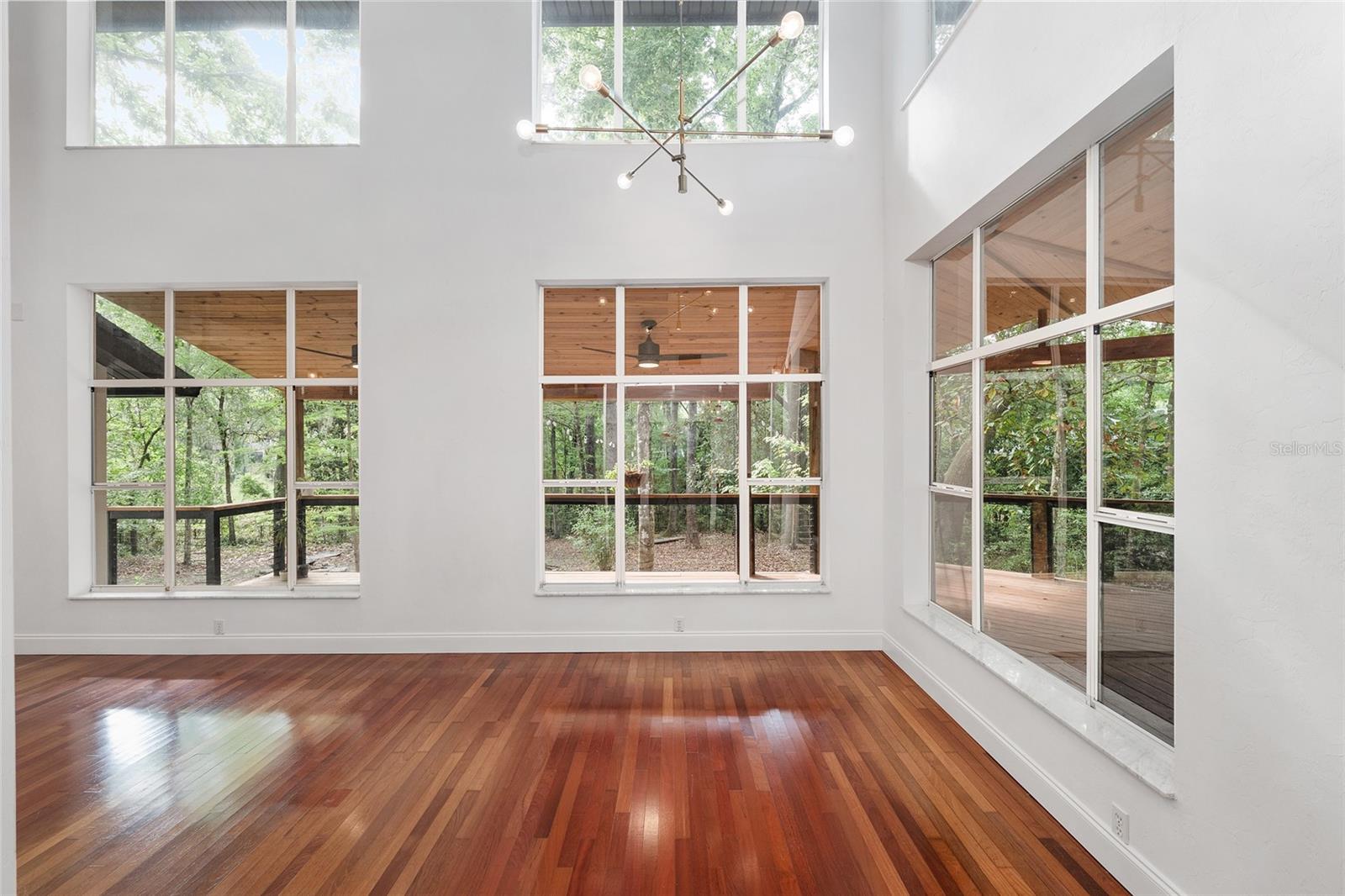 Image 17 of 92 For 1123 58th Terrace