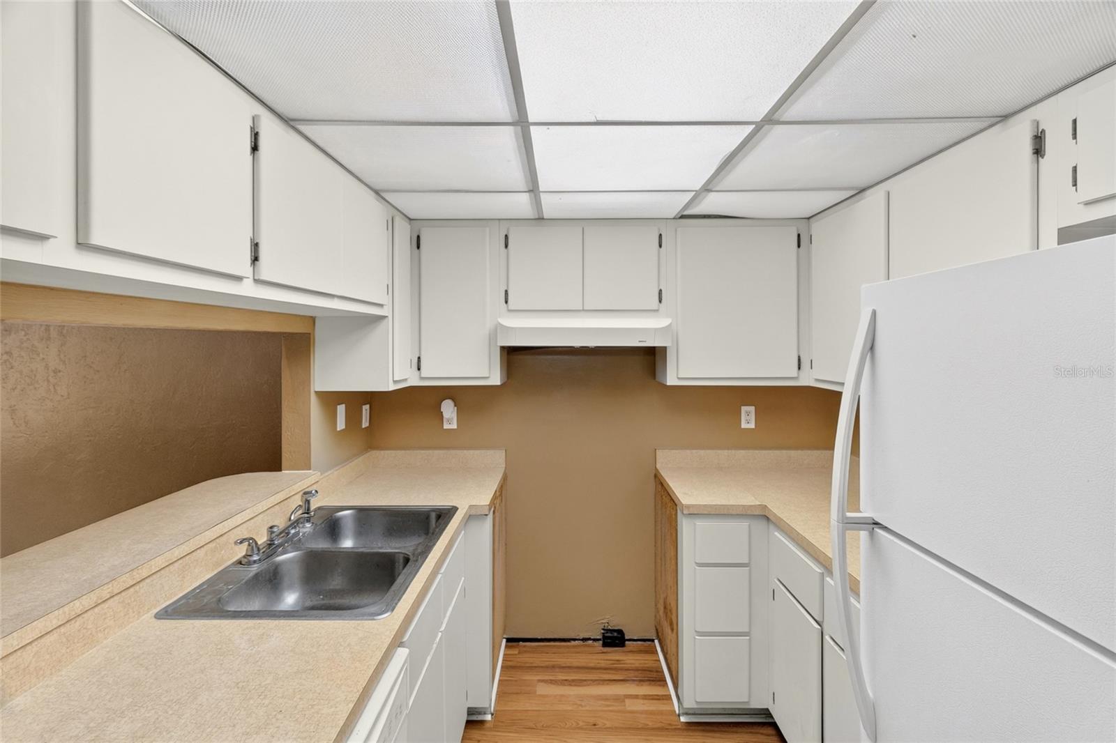 Image 10 of 39 For 2941 39th Avenue