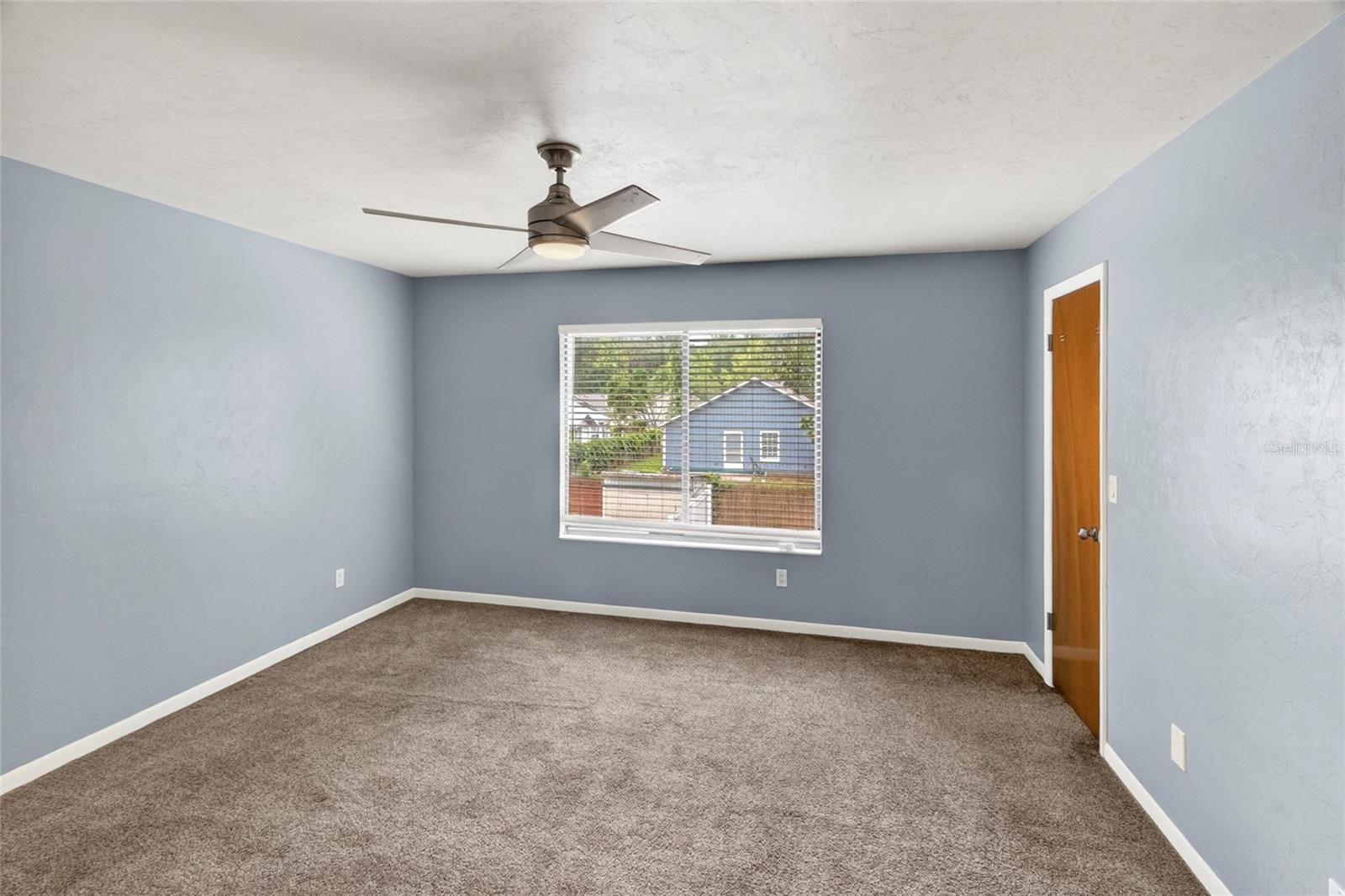 Image 22 of 39 For 2941 39th Avenue