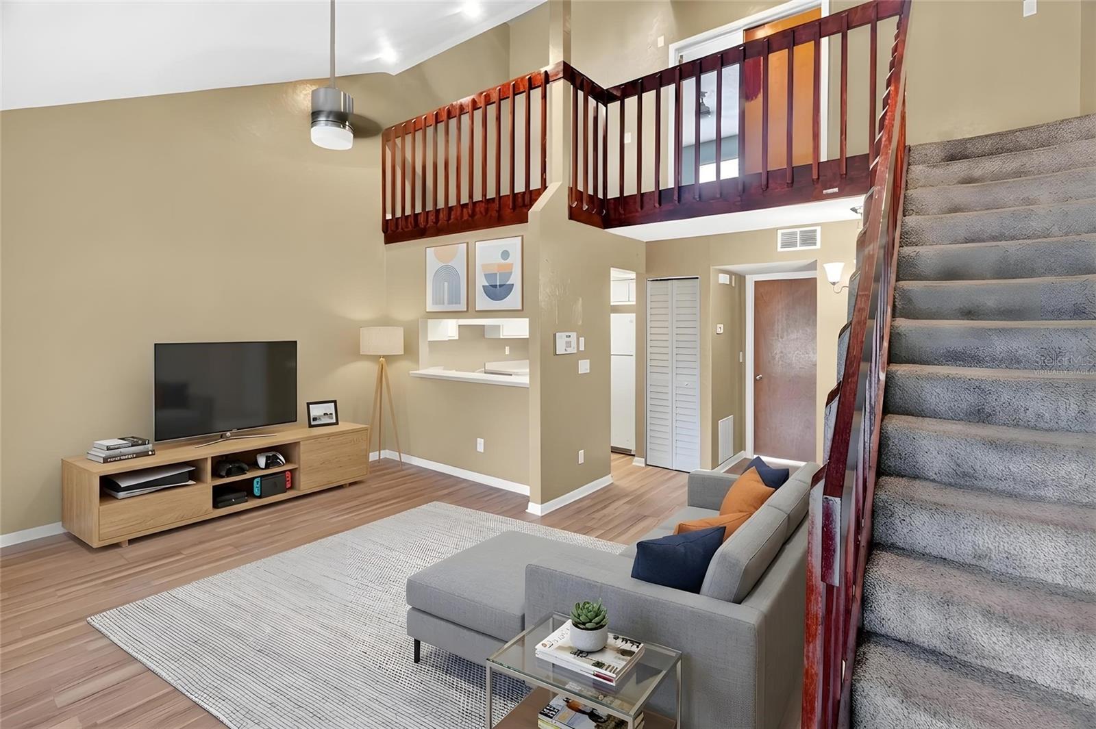 Image 4 of 39 For 2941 39th Avenue
