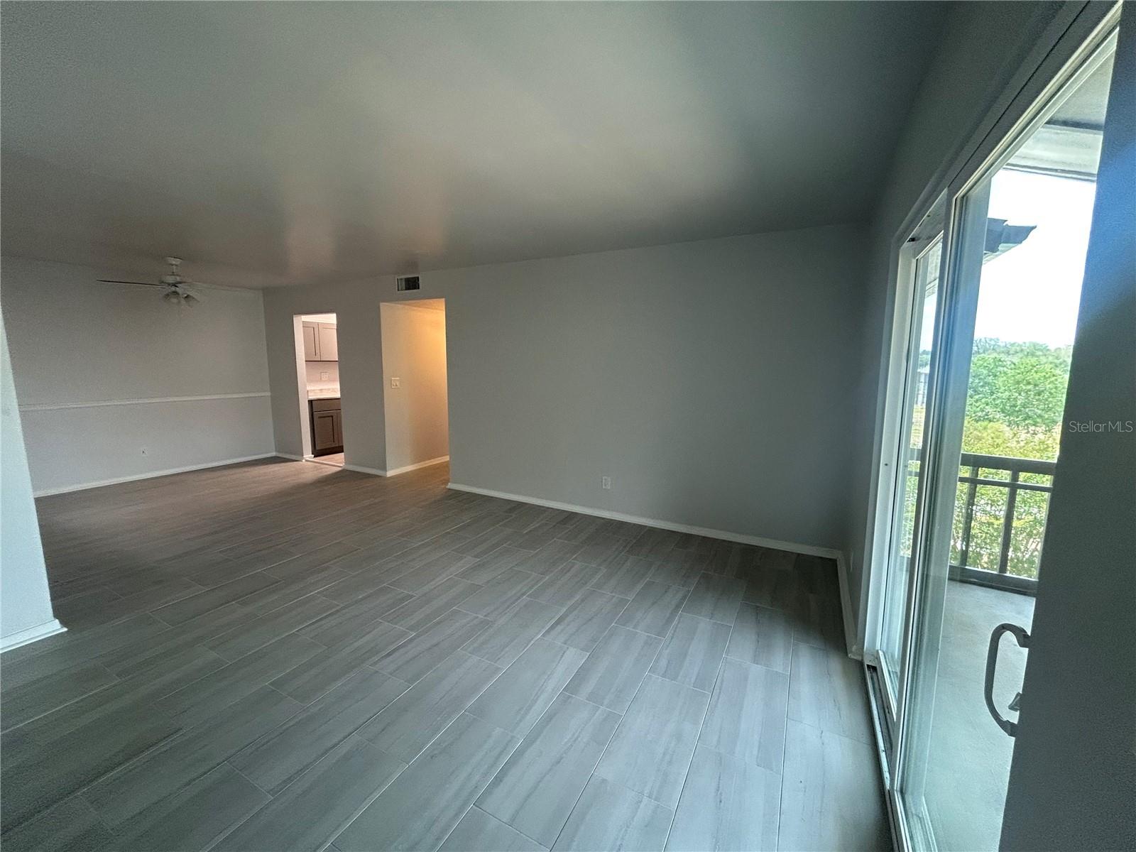 Image 3 of 17 For 6519 Newberry Road 811