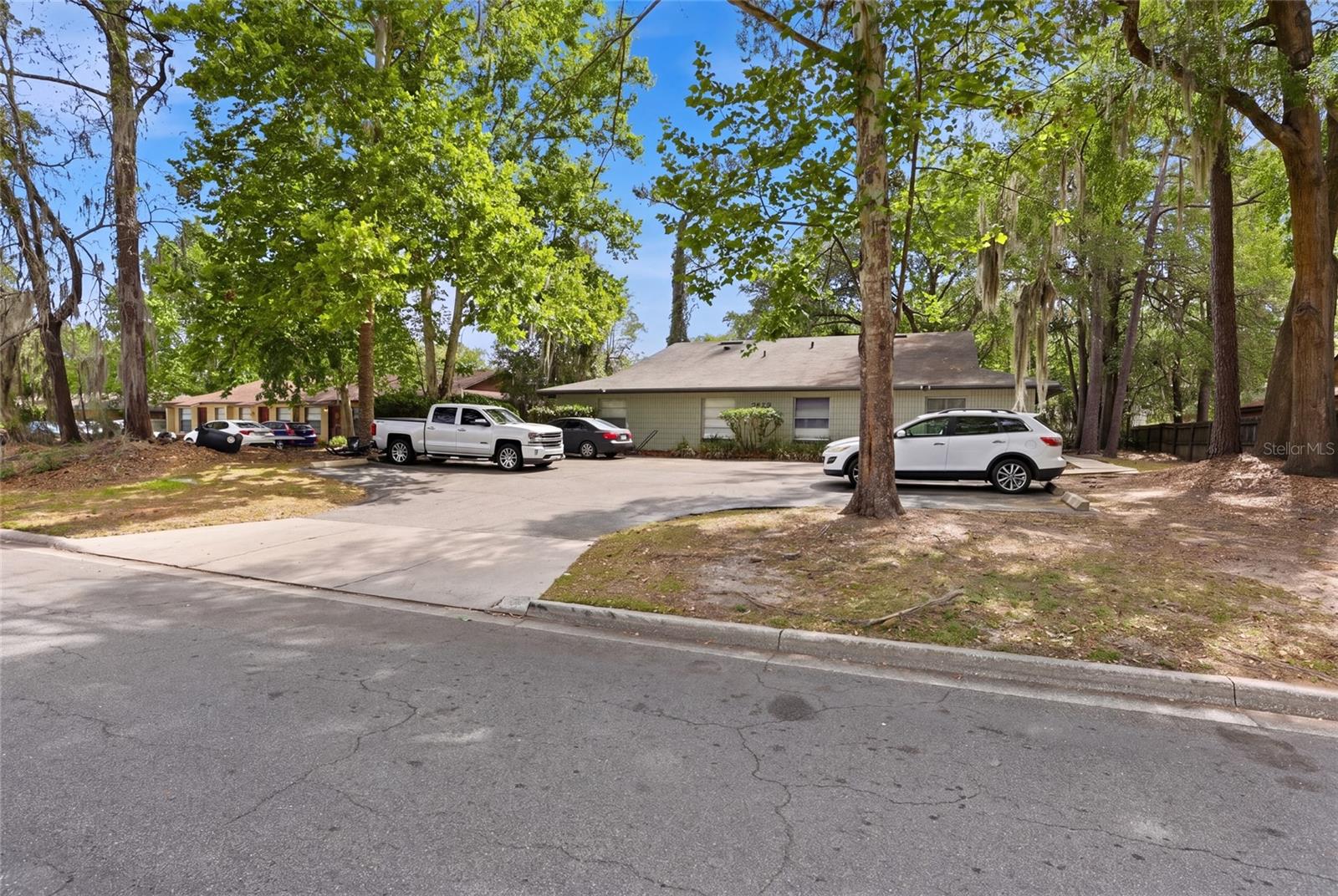 Image 4 of 37 For 3605 29th Terrace
