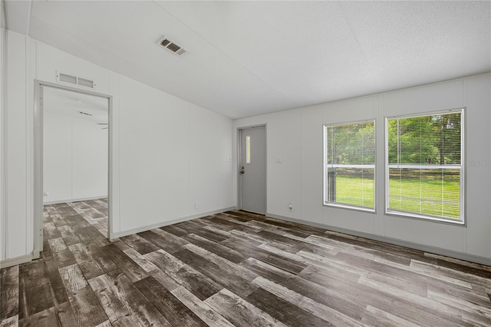 Image 10 of 68 For 4950 80th Street