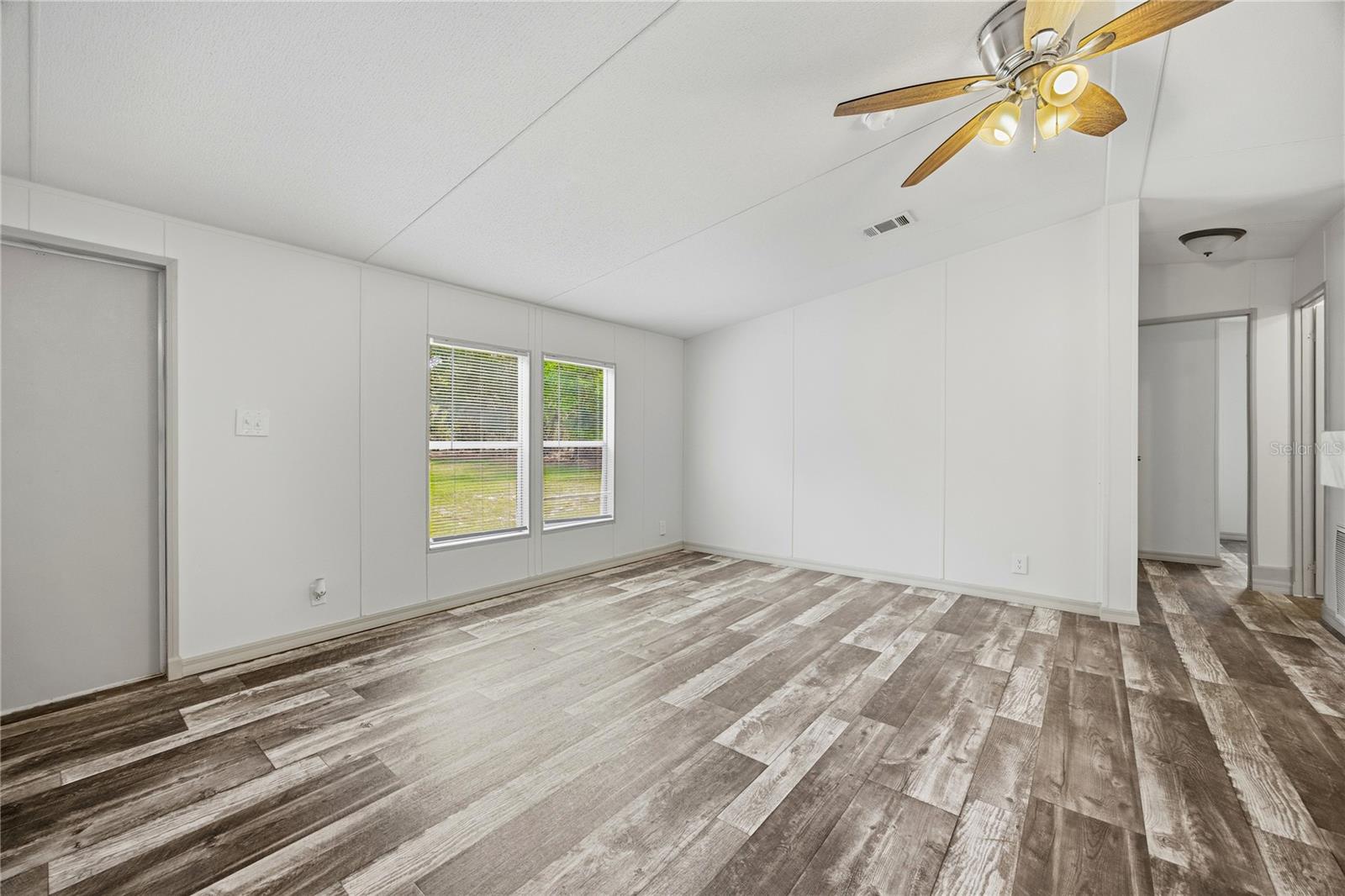 Image 11 of 68 For 4950 80th Street
