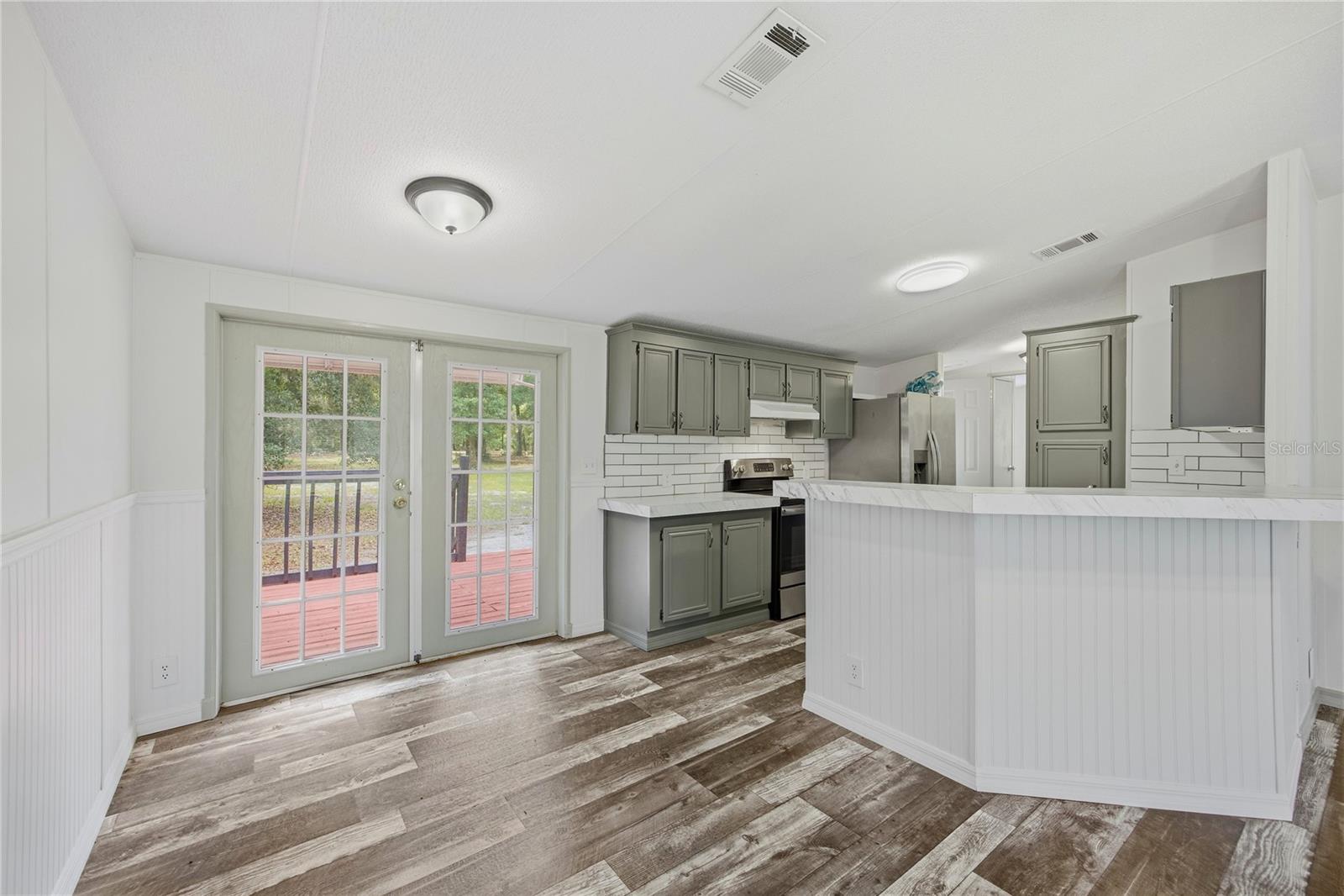 Image 14 of 68 For 4950 80th Street
