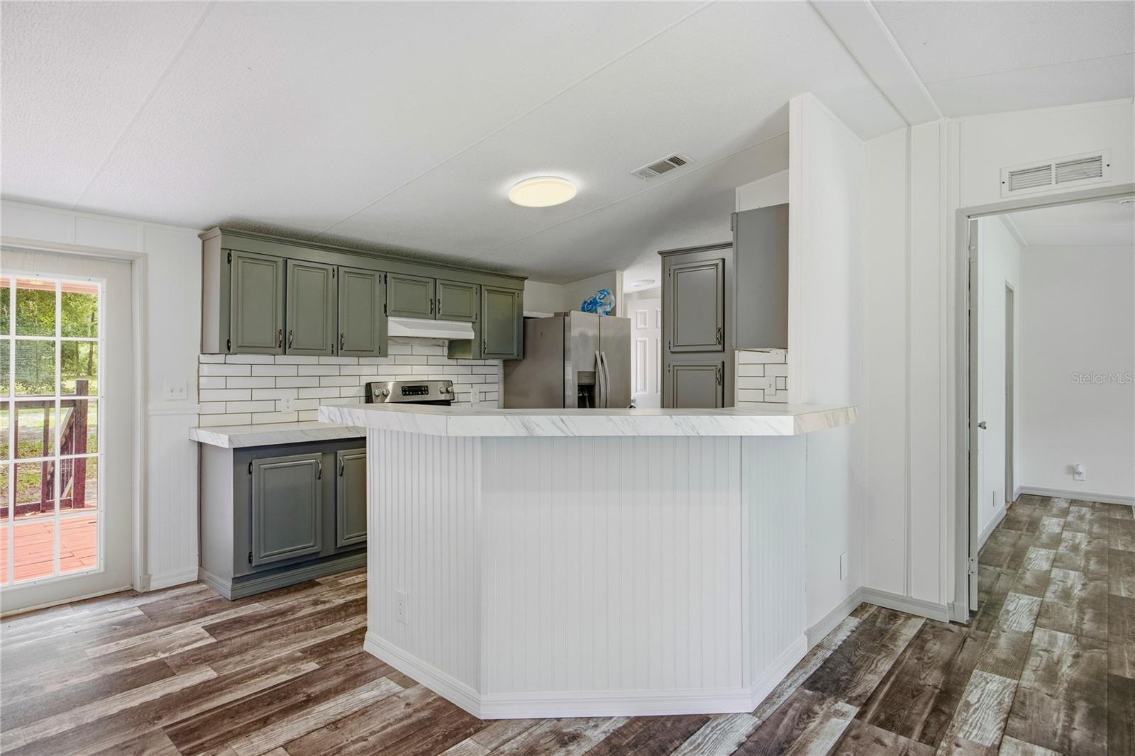 Image 15 of 68 For 4950 80th Street