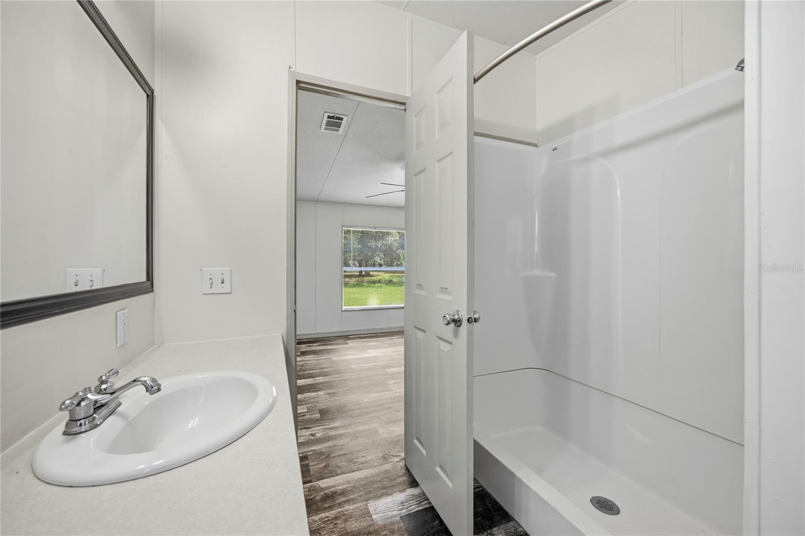 Image 24 of 68 For 4950 80th Street
