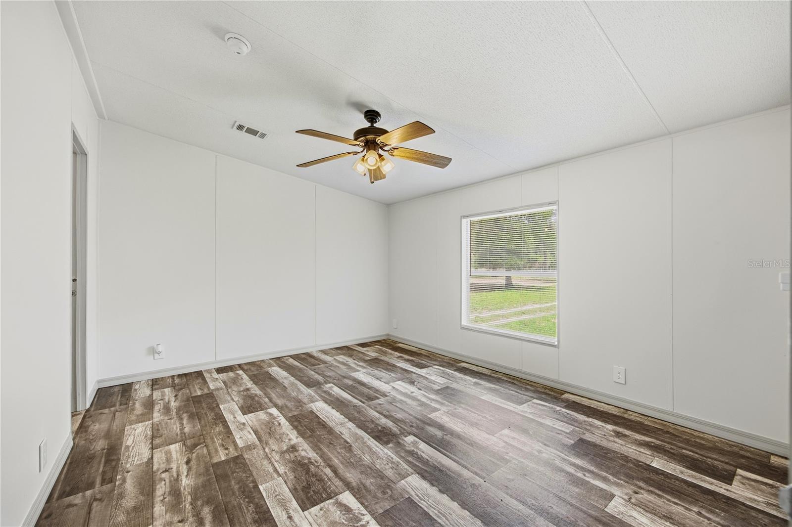 Image 25 of 68 For 4950 80th Street