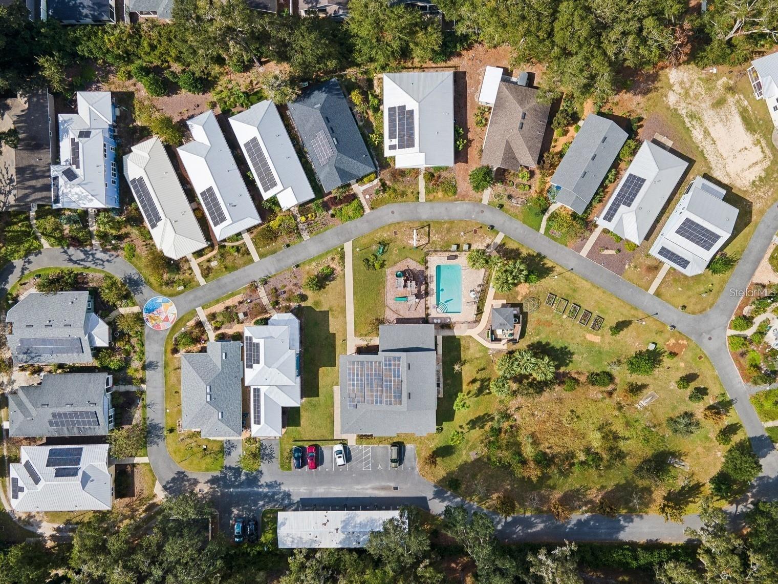 Image 5 of 10 For 2660 47th Terrace