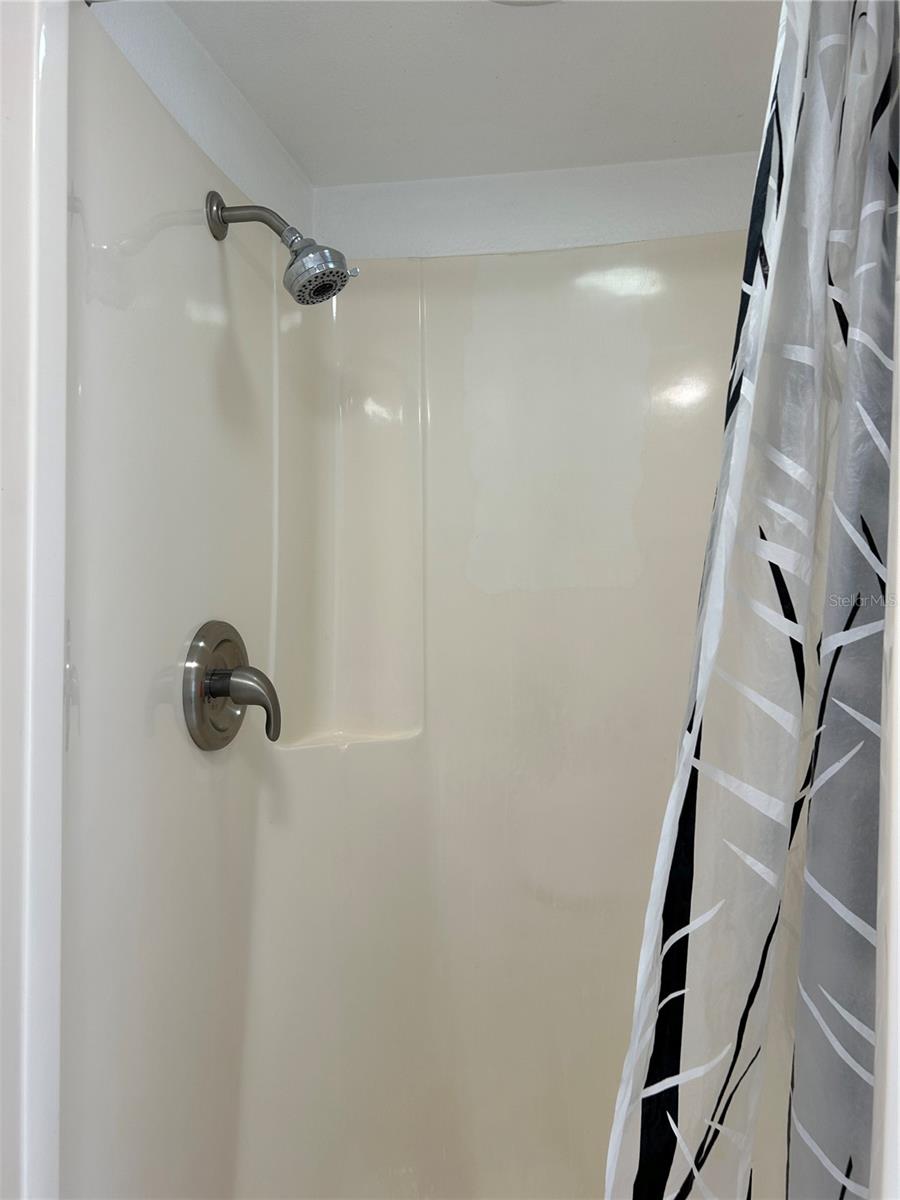 Image 14 of 16 For 39029 1-2 Kirkland Drive