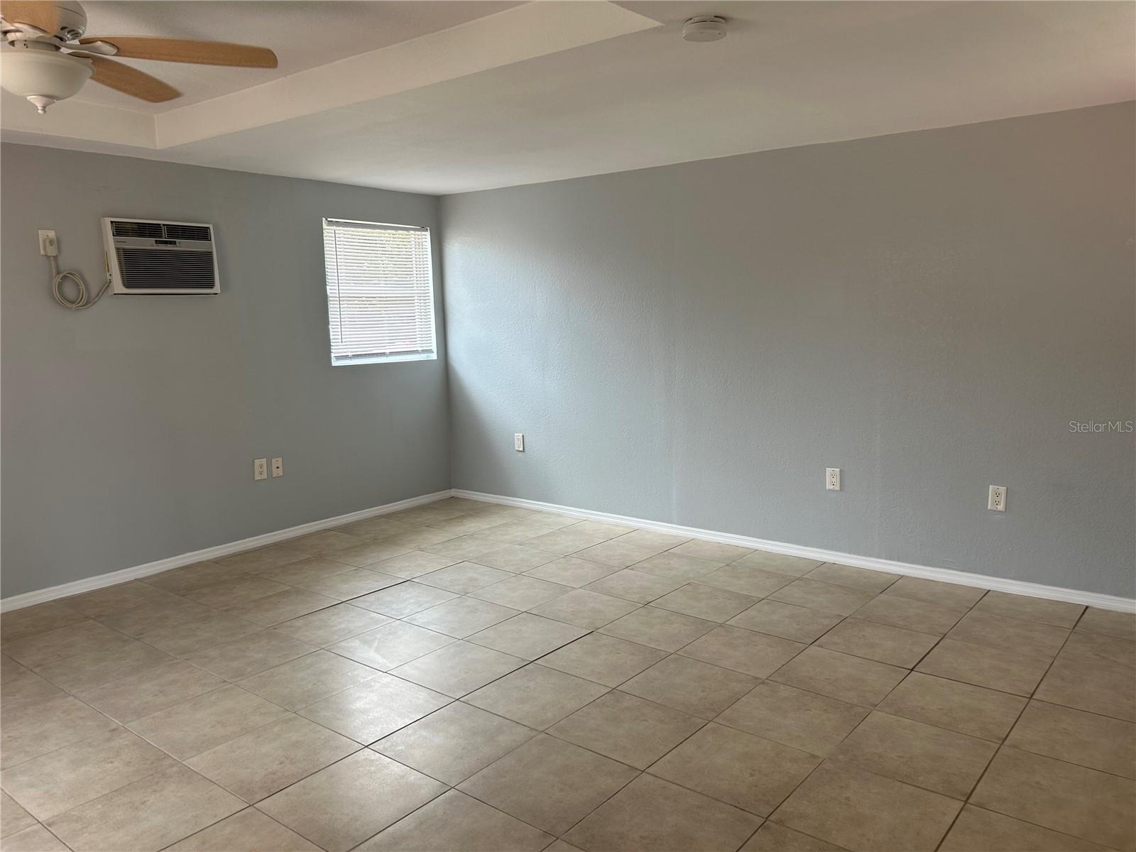 Image 6 of 16 For 39029 1-2 Kirkland Drive