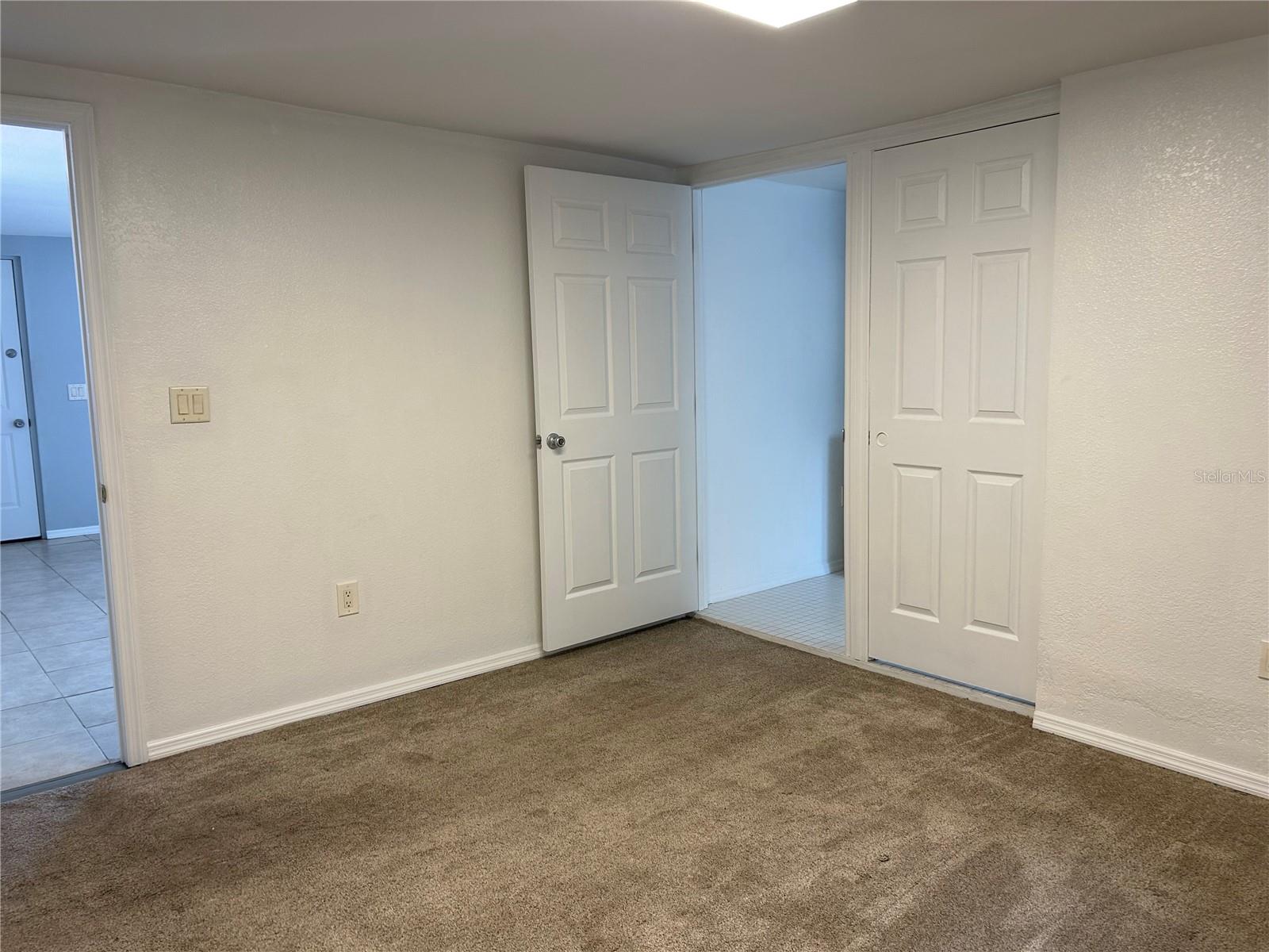 Image 9 of 16 For 39029 1-2 Kirkland Drive