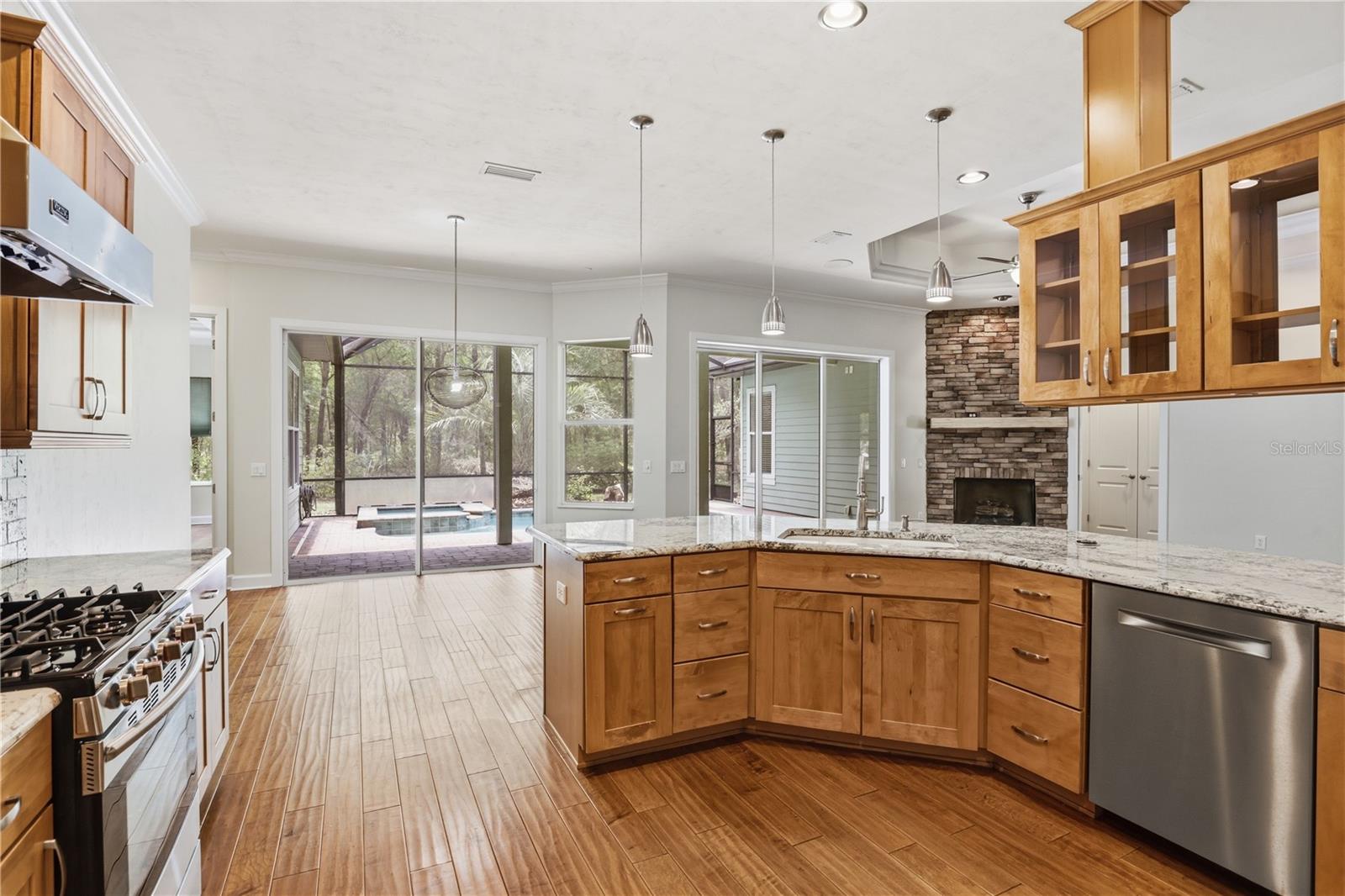 Image 21 of 67 For 8963 80th Avenue