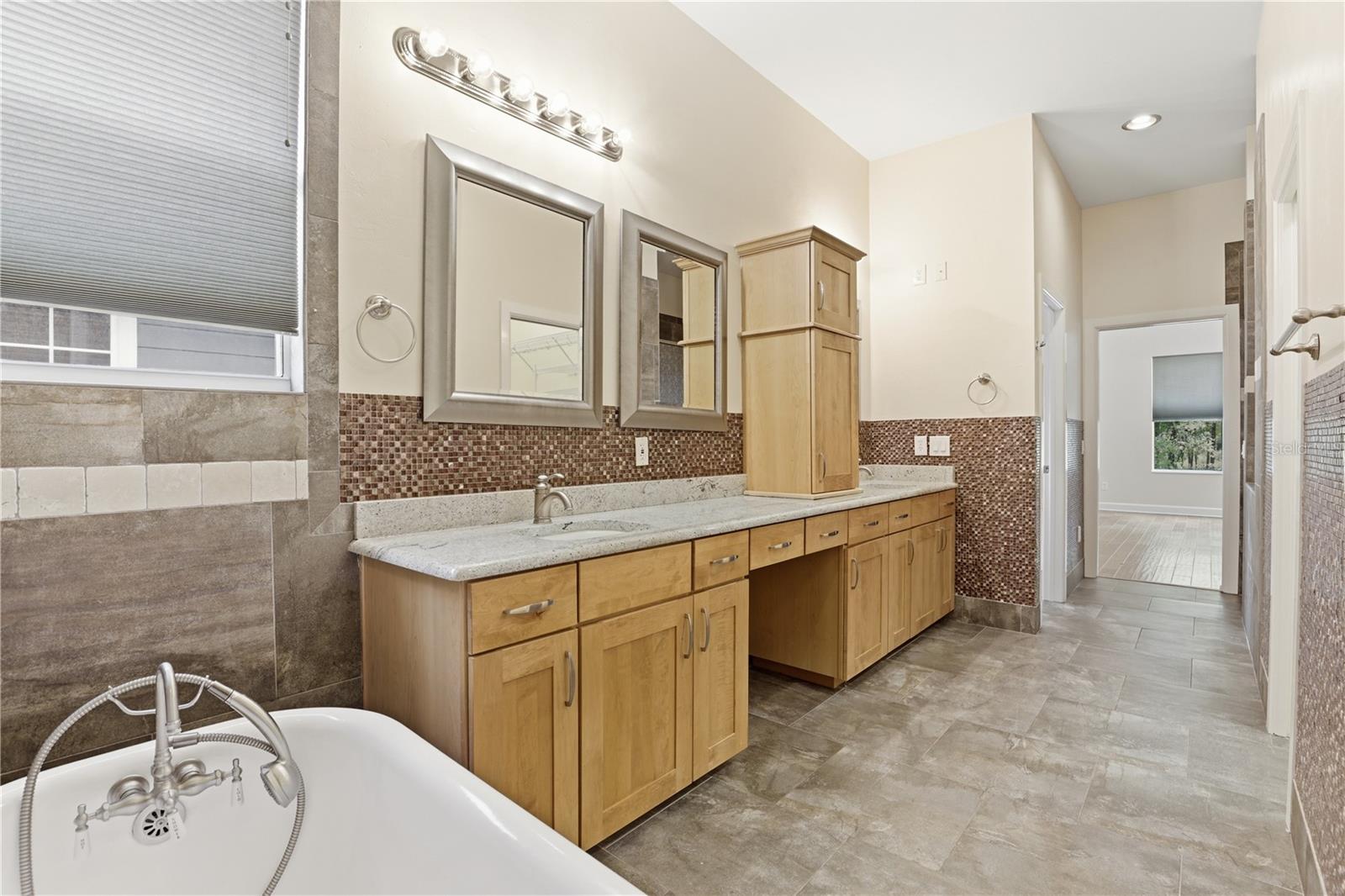 Image 33 of 67 For 8963 80th Avenue