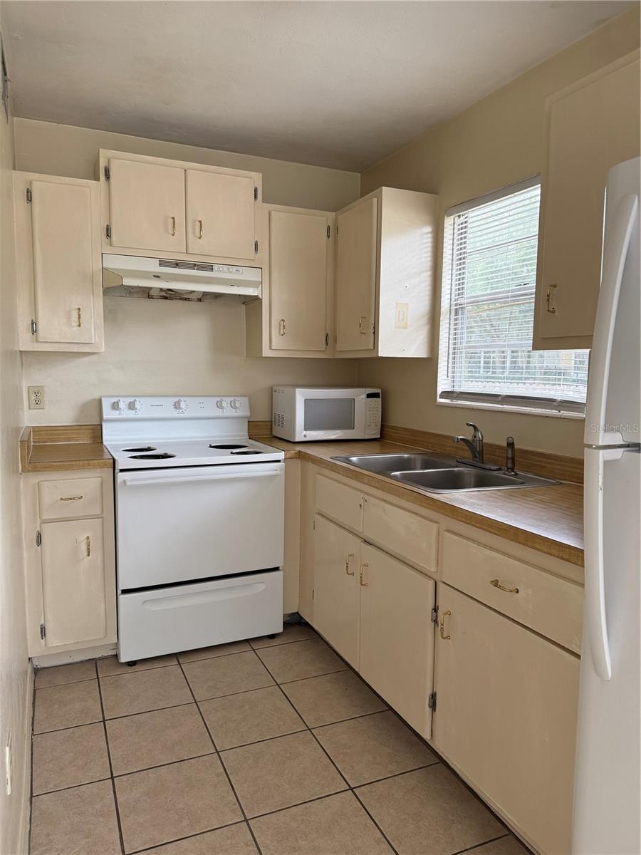 Image 2 of 17 For 537 30th Avenue