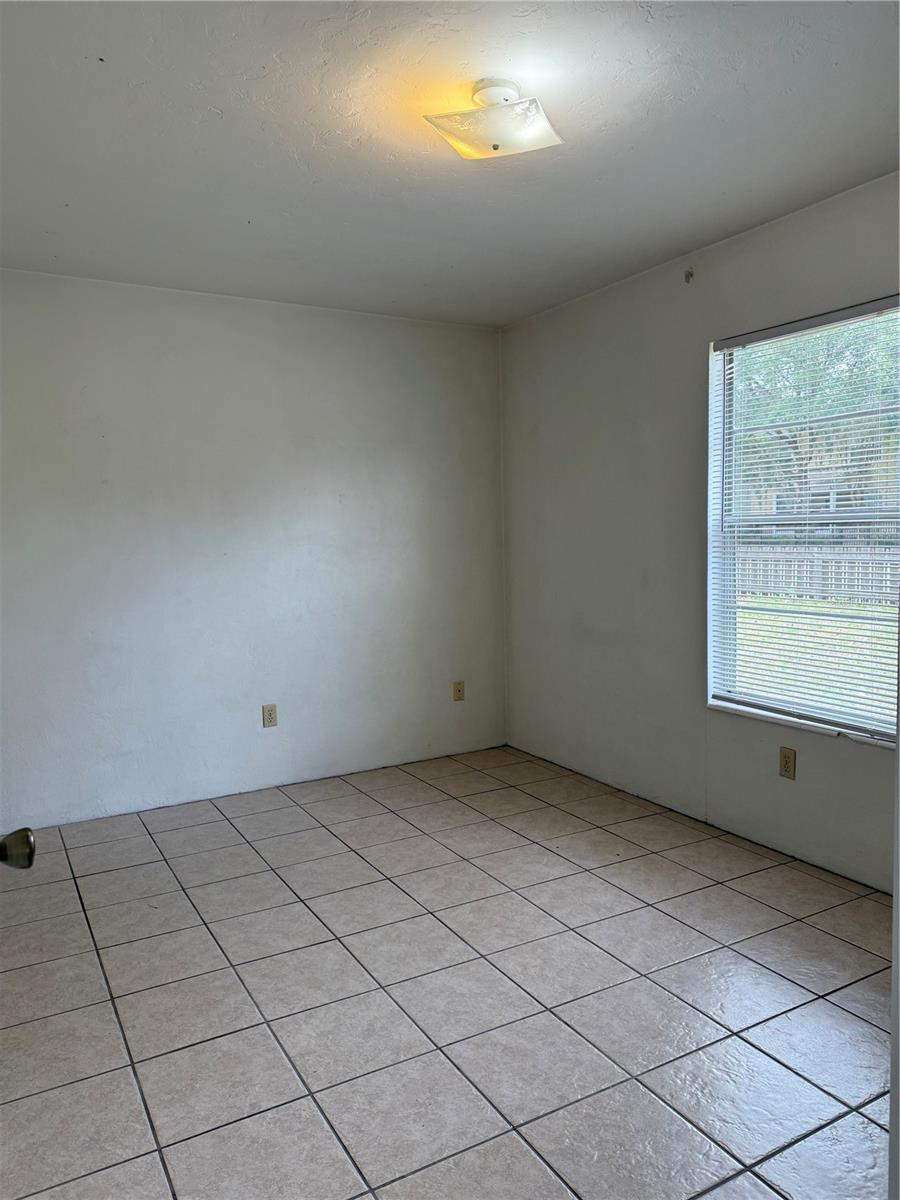 Image 9 of 17 For 537 30th Avenue