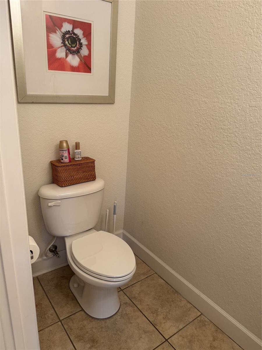 Image 17 of 23 For 2508 35th Place M75