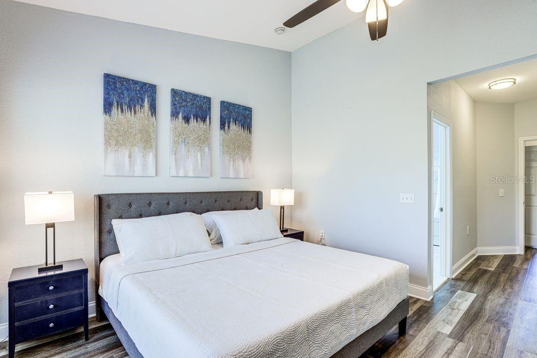 Image 18 of 27 For 4988 43rd Avenue 103
