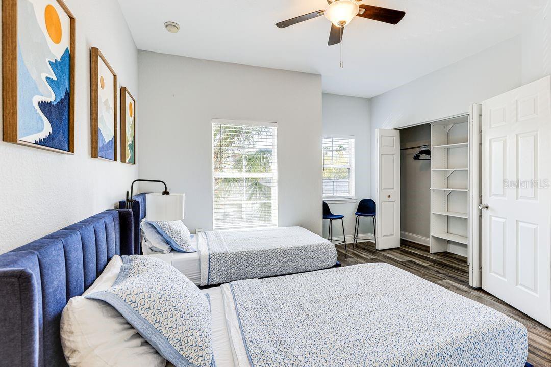 Image 23 of 27 For 4988 43rd Avenue 103