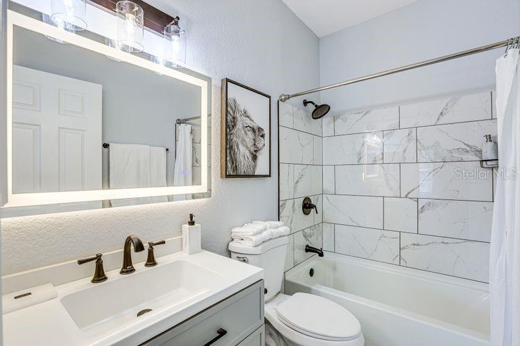 Image 24 of 27 For 4988 43rd Avenue 103