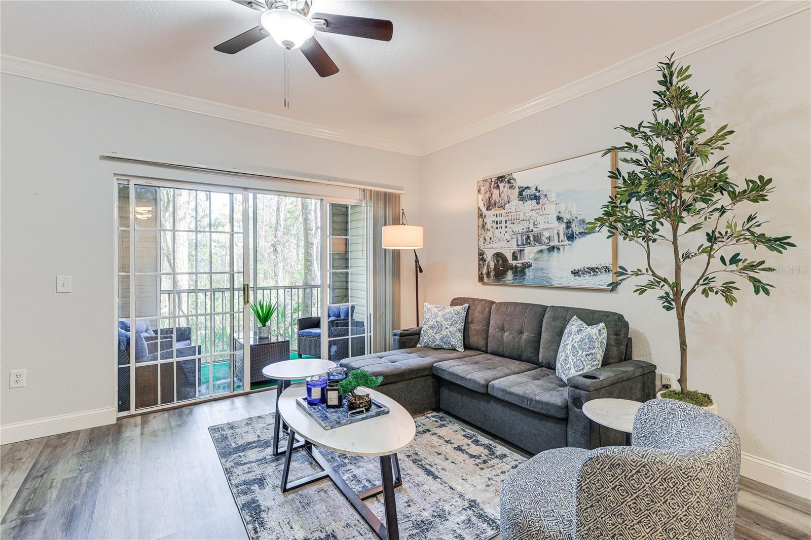 Image 5 of 27 For 4988 43rd Avenue 103