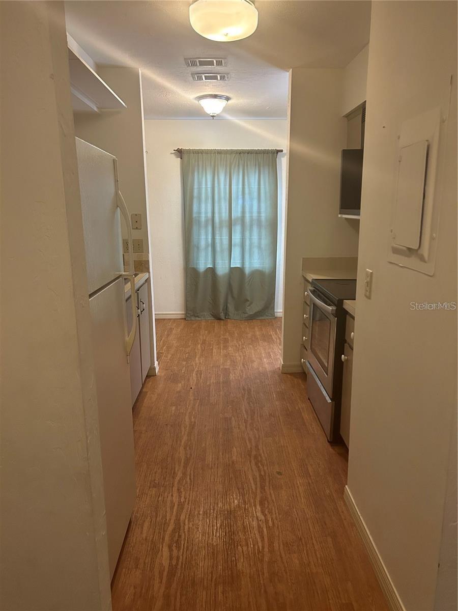 Image 3 of 10 For 5115 92nd Court