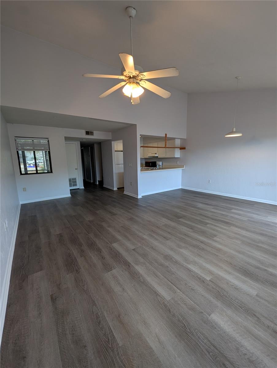 Image 3 of 16 For 4342 20th Lane